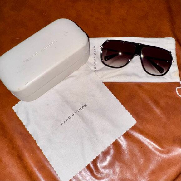 Marc Jacobs Aviator Sunglasses - Picture 2 of 9